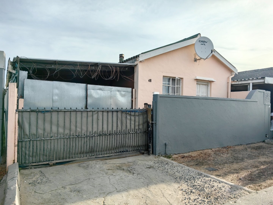 2 Bedroom Property for Sale in Eastridge Western Cape